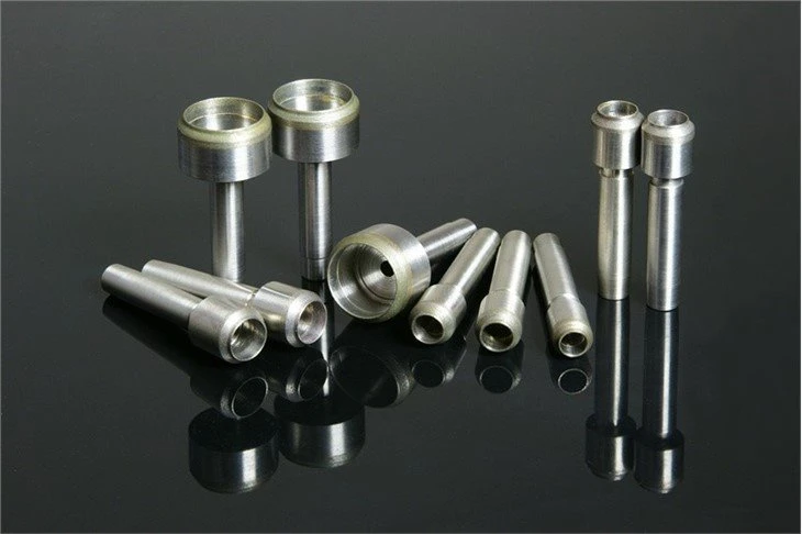 Diamond drill bit for automotive glass-3